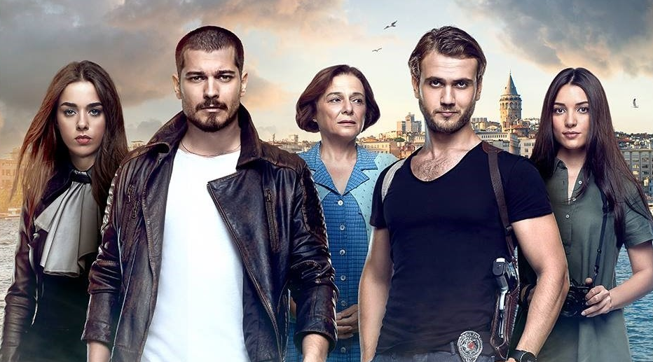 مسلسل في الداخل